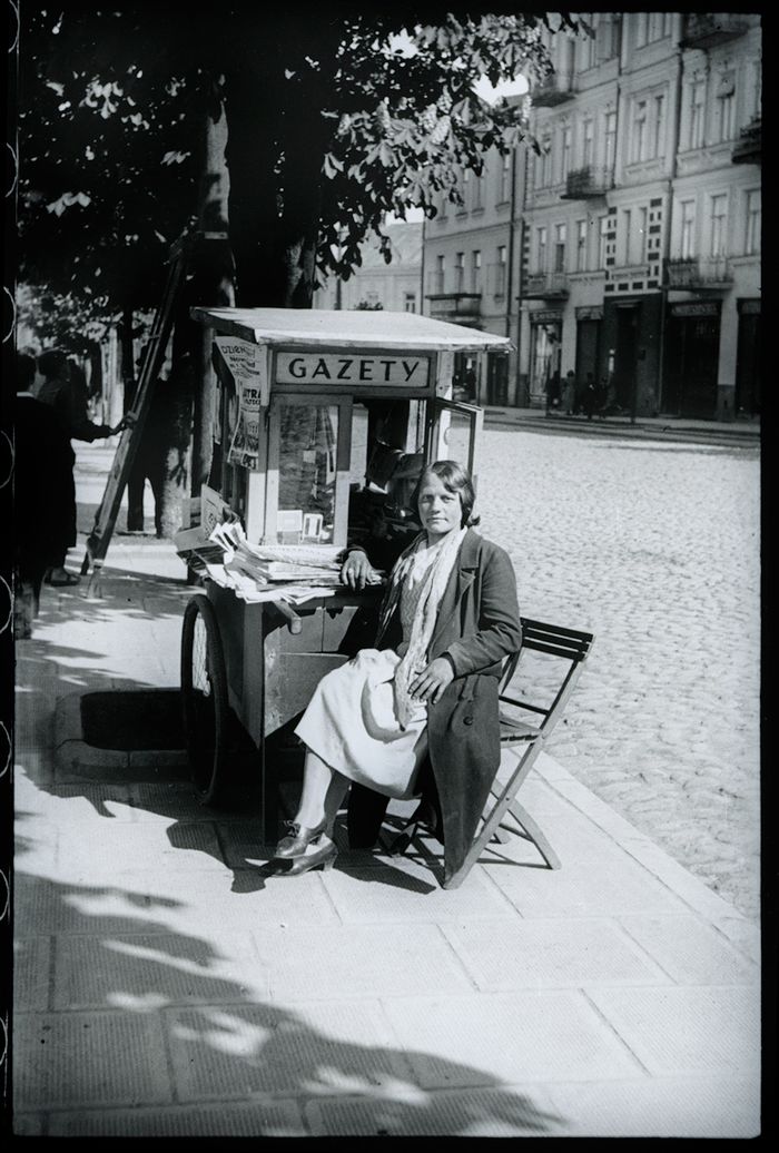 Vivian Maier made in Poland? Wystawa zdjęć Bolesława Augustisa na Fotofestiwalu w Łodzi 6