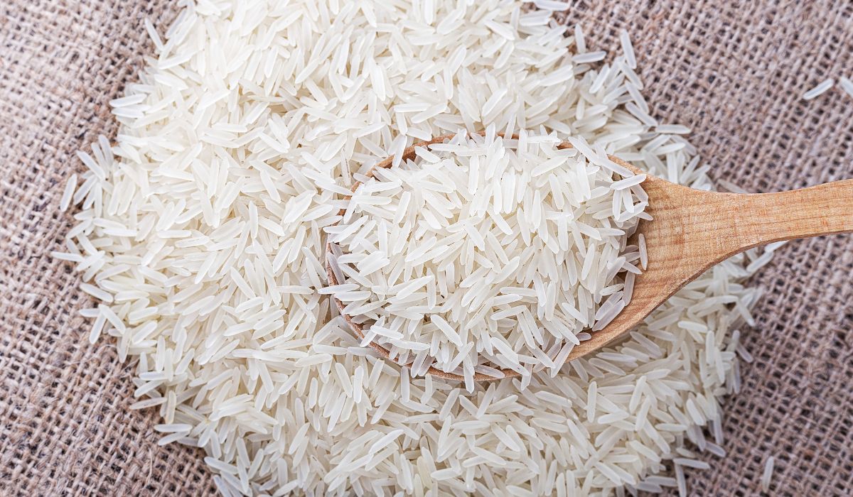 Ryż to jeden z popularnych dodatków do obiadu - Pyszności; Foto canva.com