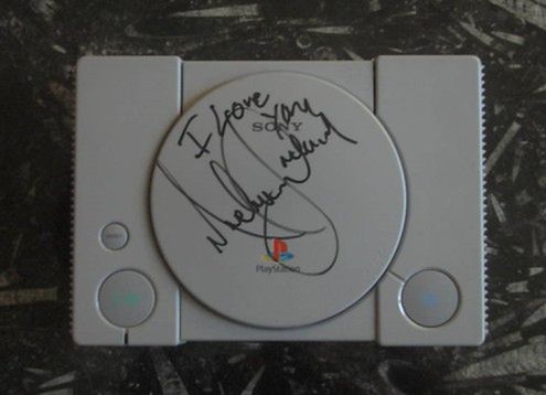 PSX z autografem M.Jacksona na sprzedaż