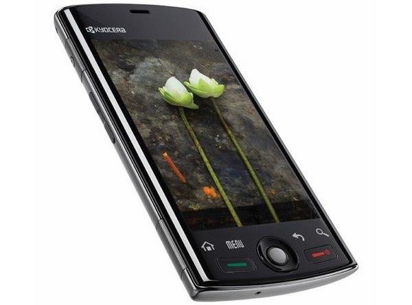 Kyocera Zio M6000 - wyższa półka za niższą cenę