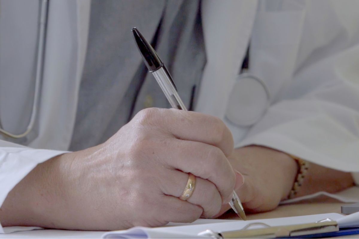 Rośnie liczba zwolnień lekarskich oznaczonych kodem C