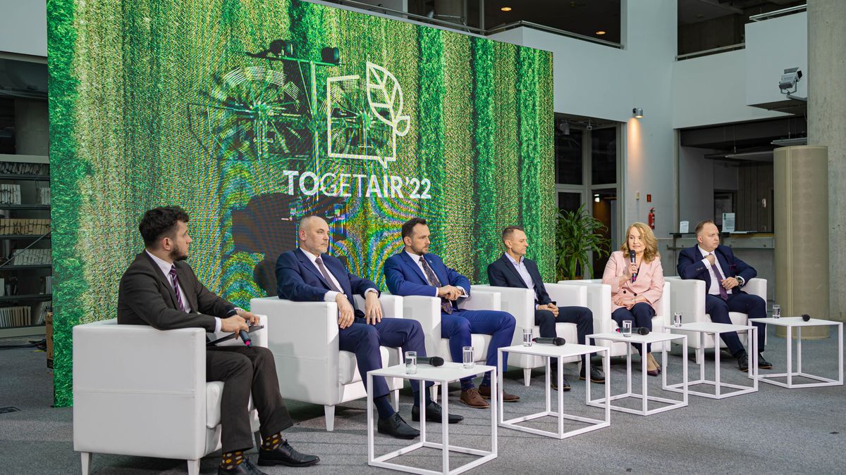 Debata "Mapa drogowa geotermii w Polsce: jak sięgnąć po naturalne, odnawialne zasoby ziemi?" 