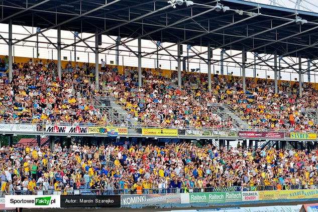 Gorzowscy kibice aż trzy razy musieli przyjść na stadion, by zobaczyć mecz z Unibaksem