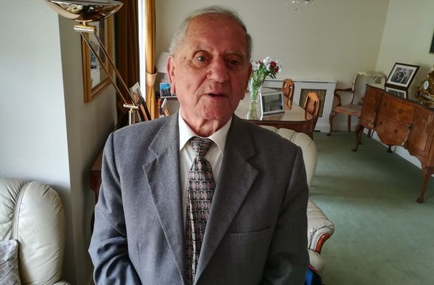 Na zdjęciu: Arek Hersh w swoim domu pod Leeds.