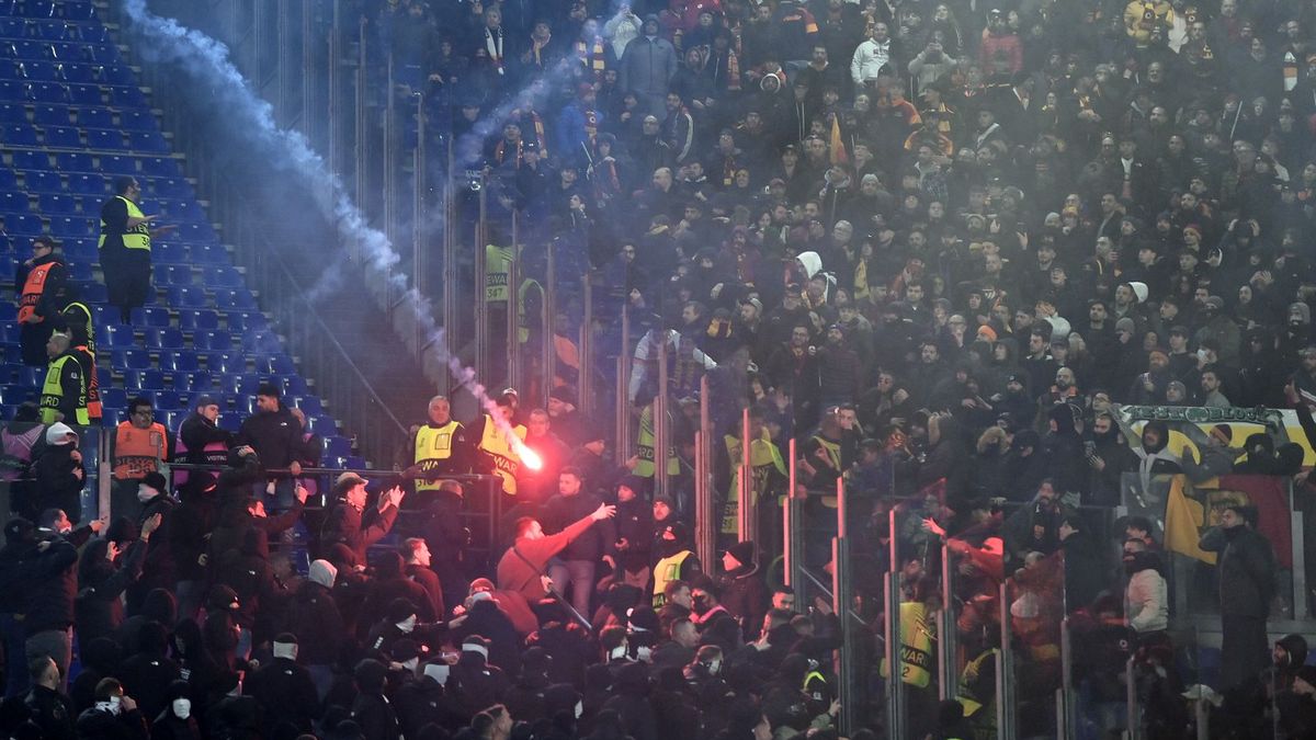 Getty Images / Photo by Image Photo Agency/Getty Images / Na zdjęciu:  sympatycy Eintrachtu Frankfurt i Romy na Stadio Olimpico w Rzymie 