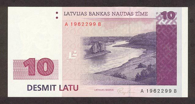 Zmiany na Łotwie. Od północy wchodzi euro
