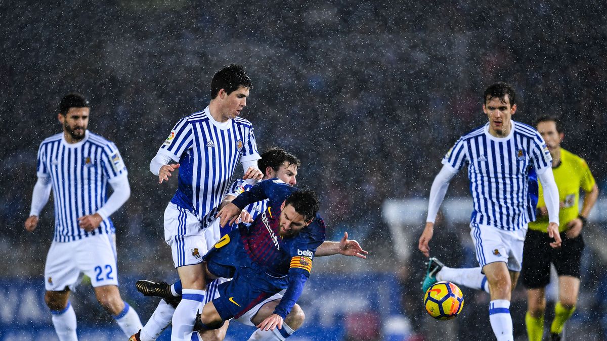 Zdjęcie okładkowe artykułu: Getty Images / David Ramos / Na zdjęciu: mecz Real Sociedad - FC Barcelona