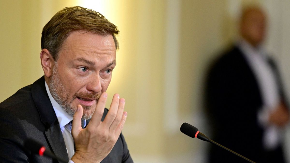 Christian Lindner, minister finansów Niemiec, krytykuje "podatek gazowy", który ma wejść w życie od 1 października