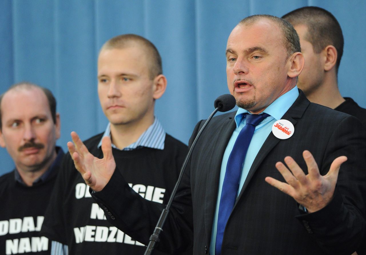 "Żabkami też się zajmiemy". Związkowcy kontrolują sklepy