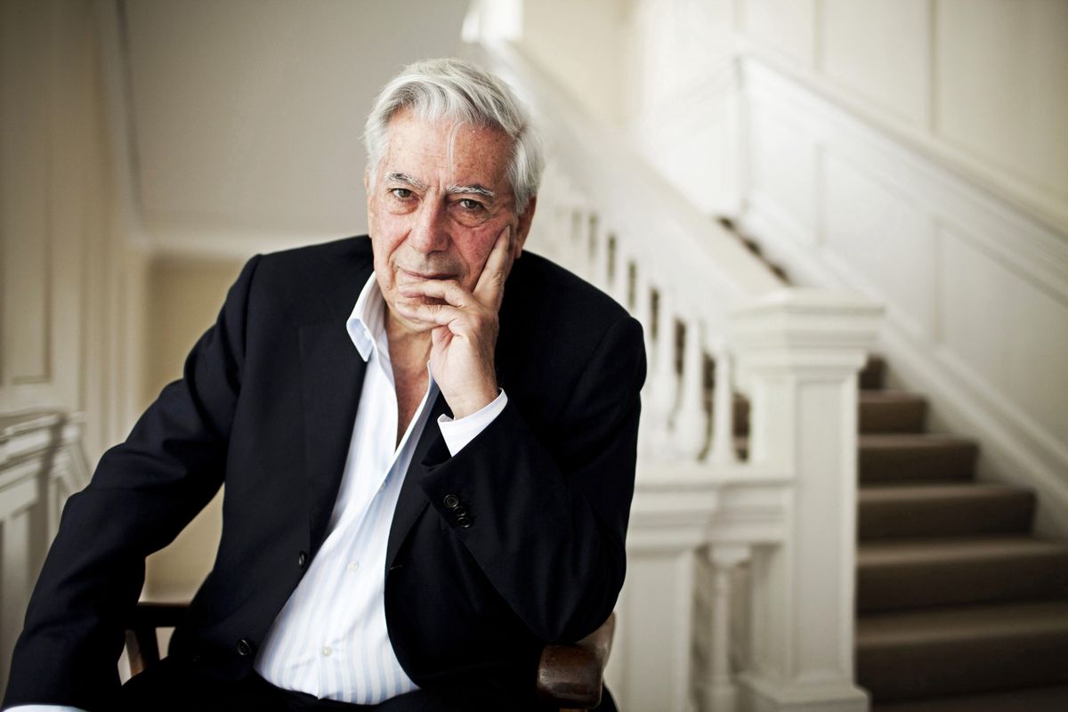 Mario Vargas Llosa - peruwiański pisarz, dziennikarz, myśliciel, polityk. Laureat Nagrody Nobla w dziedzinie literatury w 2010 roku.