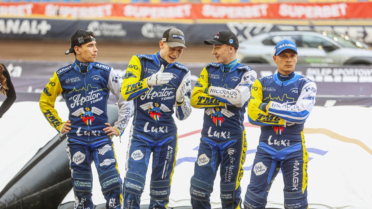 WP SportoweFakty / Julia Lambert / Na zdjęciu: żużlowcy AVO KS Toruń