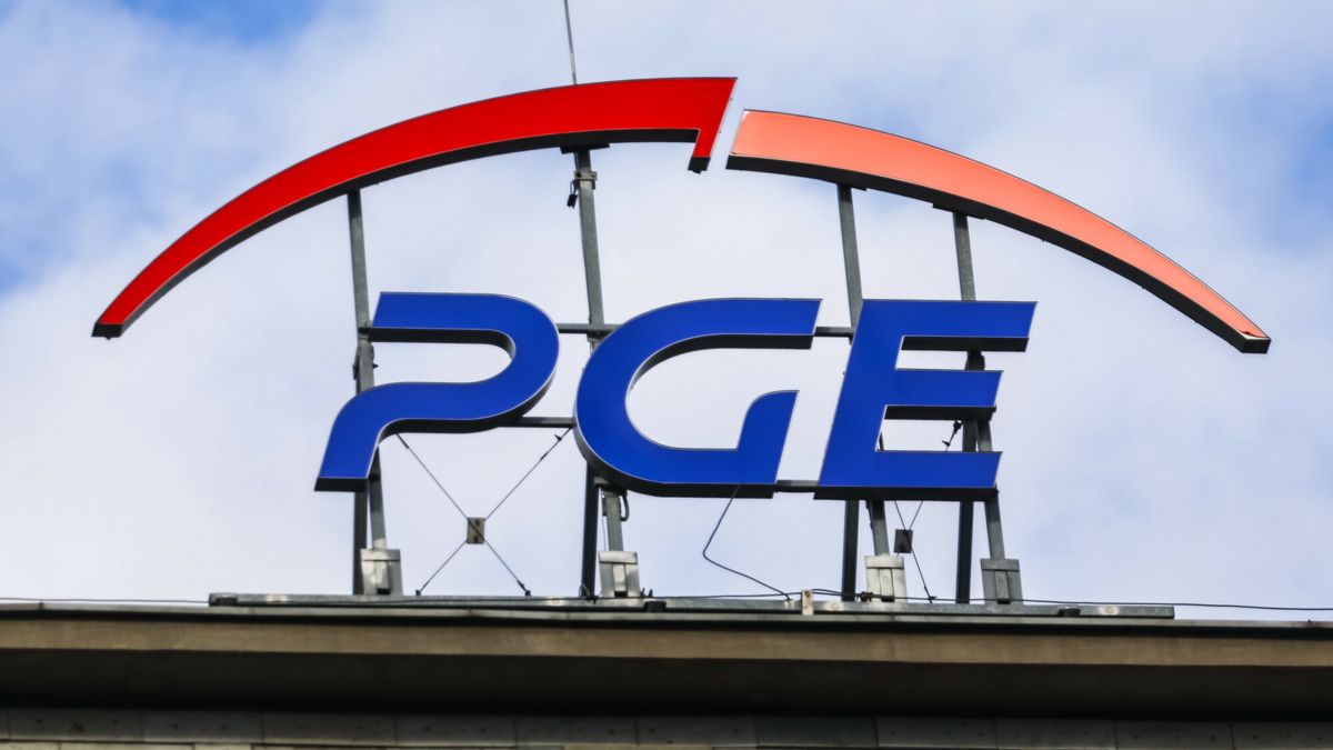PGE zawarła umowę kredytową z Europejskim Bankiem Inwestycyjnym na 2 mld zł. Środki mają być przeznaczone m.in. na okablowanie linii średniego napięcia