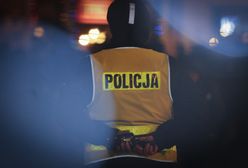 Popów. Rzucił widłami w policjantów