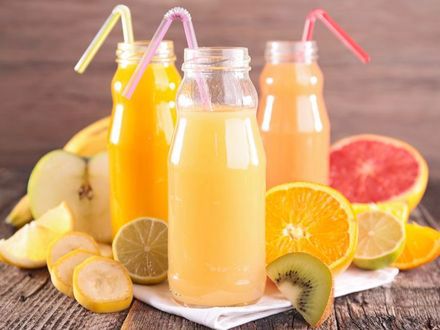 Czy osoby na diecie mogą pić soki owocowe?