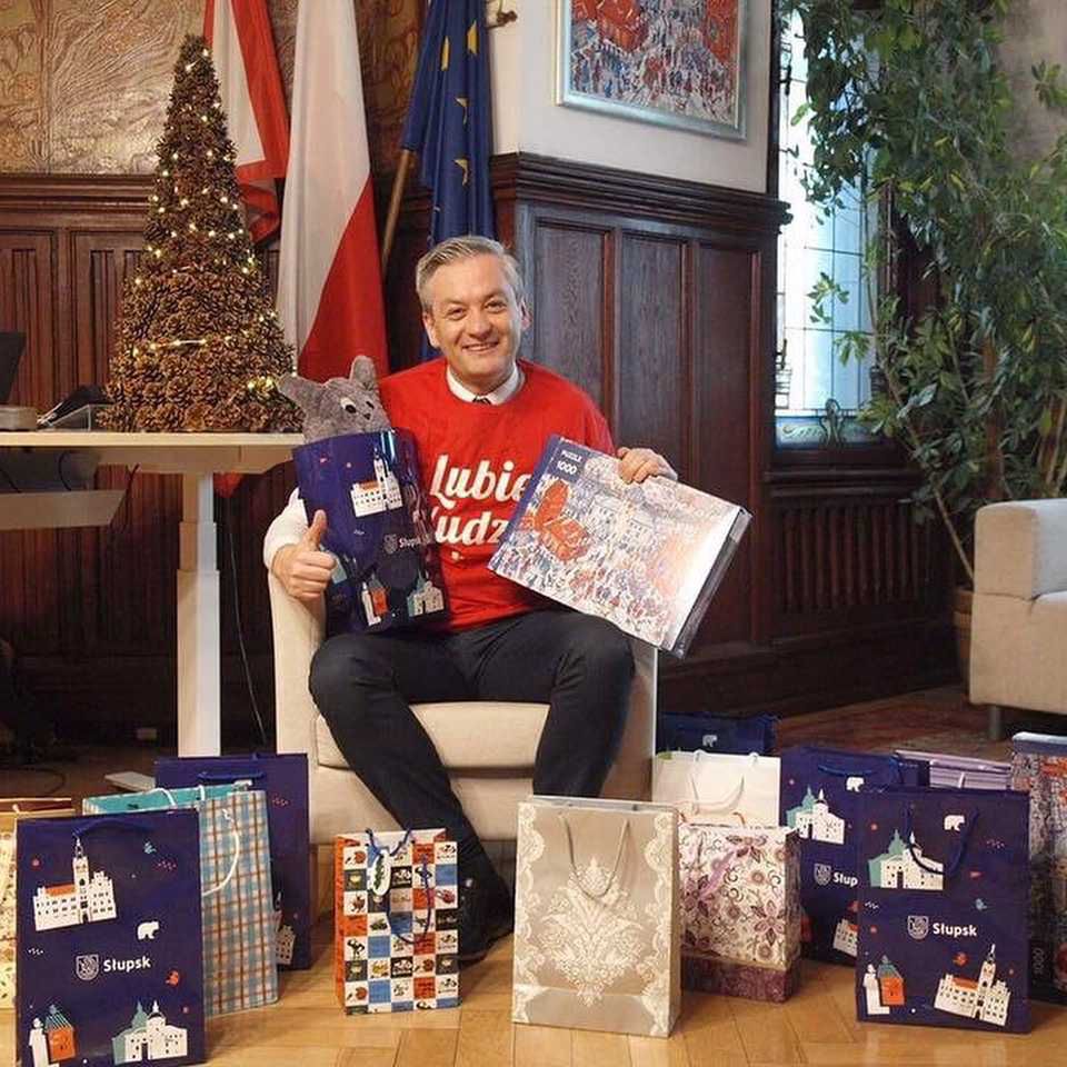 Robert Biedroń z partnerem w mieszkaniu