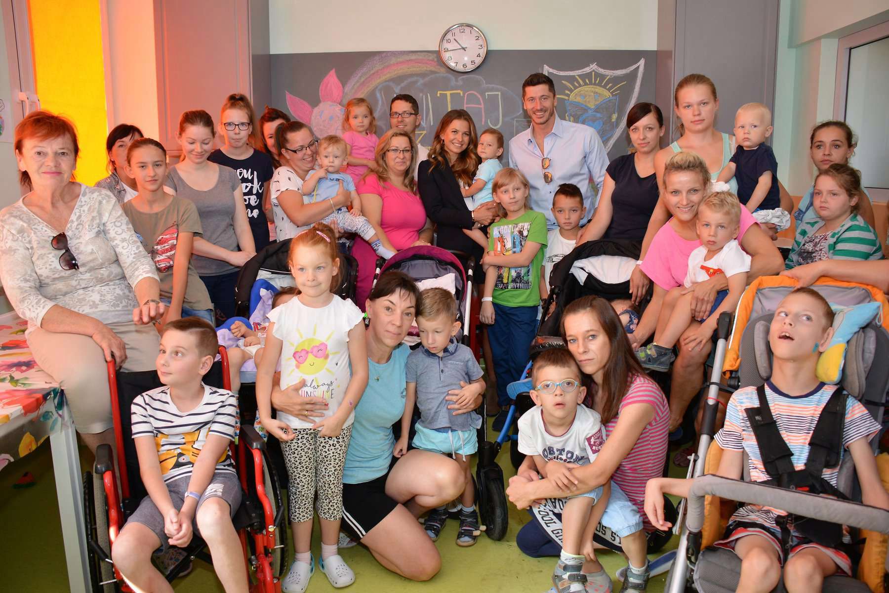 Anna i Robert Lewandowscy przekazali ponad pół miliona złotych na Centrum Zdrowia Dziecka