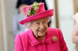 Królowa Elżbieta ma w Pałacu Buckingham... bankomat. Nowy dokument ujawni inne tajemnice rezydencji rodziny królewskiej