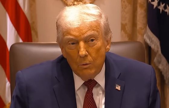 Donald Trump chce karać za "fałszywe sondaże". Kamyczek do pozwu wobec "New York Timesa"