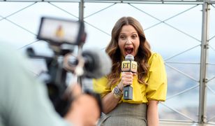 Drew Barrymore przypomniała zdjęcie z dzieciństwa. To był znaczący rok