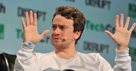 Elon Musk zatrudnił hakera. "Geohot" złamał zabezpieczenia iOS i PS3