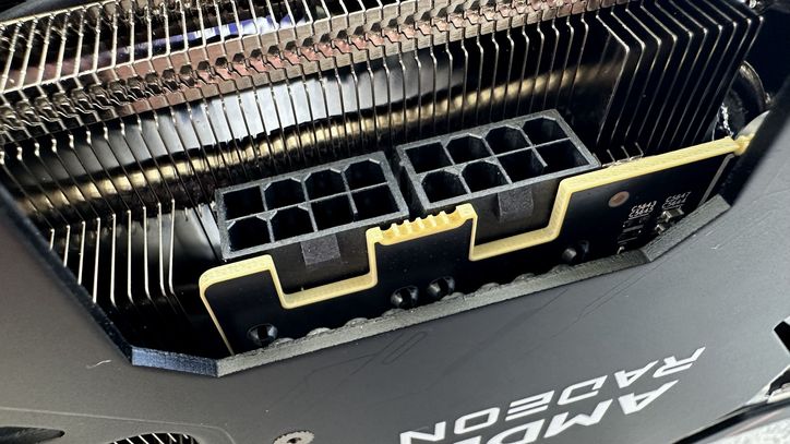 Sapphire Radeon RX 9070 GRE Pulse