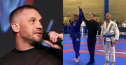 45-letni Tom Hardy zdobył ZŁOTY MEDAL na mistrzostwach brazylijskiego jiu-jitsu! "On naprawdę ma niebieski pas"