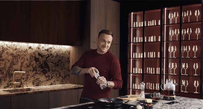 Mateusz Gessler ambasadorem firmy meblowej Prato