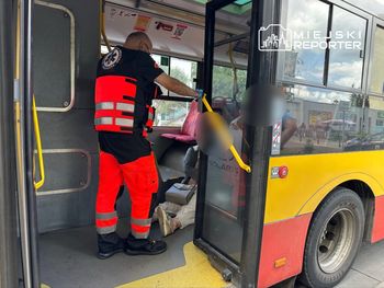 Warszawa: Poważny wypadek na Bródnie. Trzy osoby trafiły do szpitala