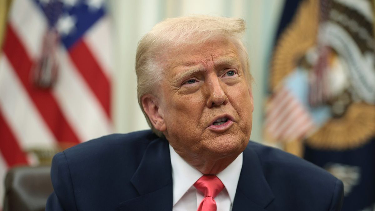 Donald Trump żąda zwolnienia dwóch dziennikarek.