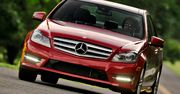 Większy spali mniej? Mercedes-Benz C300 z nowym-starym silnikiem