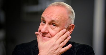 Jacek Cygan dziś zarabia miliony. Pierwsze teksty pisał za darmo