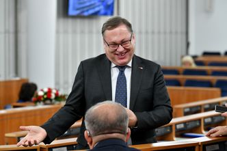 Miliony oszczędności oraz "maluch". Jest oświadczenie Grzegorza Biereckiego