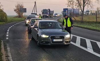 Jazda na zakazie z dotkliwszą karą. Rząd zmienia przepisy, ale to nie poprawi sytuacji [Opinia]