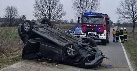 Pijana matka dachowała autem. W pojeździe 3-letnie dziecko. Miała 3,5 promila