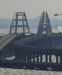Most Krymski. Tak go teraz pilnują. Niesamowite siły