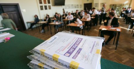 Zdjęcie arkusza maturalnego trafiło do sieci. Sprawę bada dyrektor CKE
