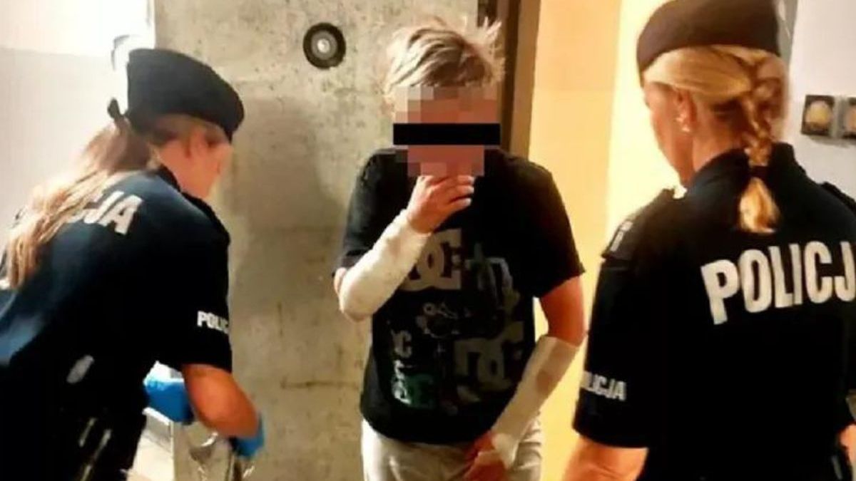 Matka-morderczyni stanęła przed sądem. Zabiła dzieci nożem do tapet