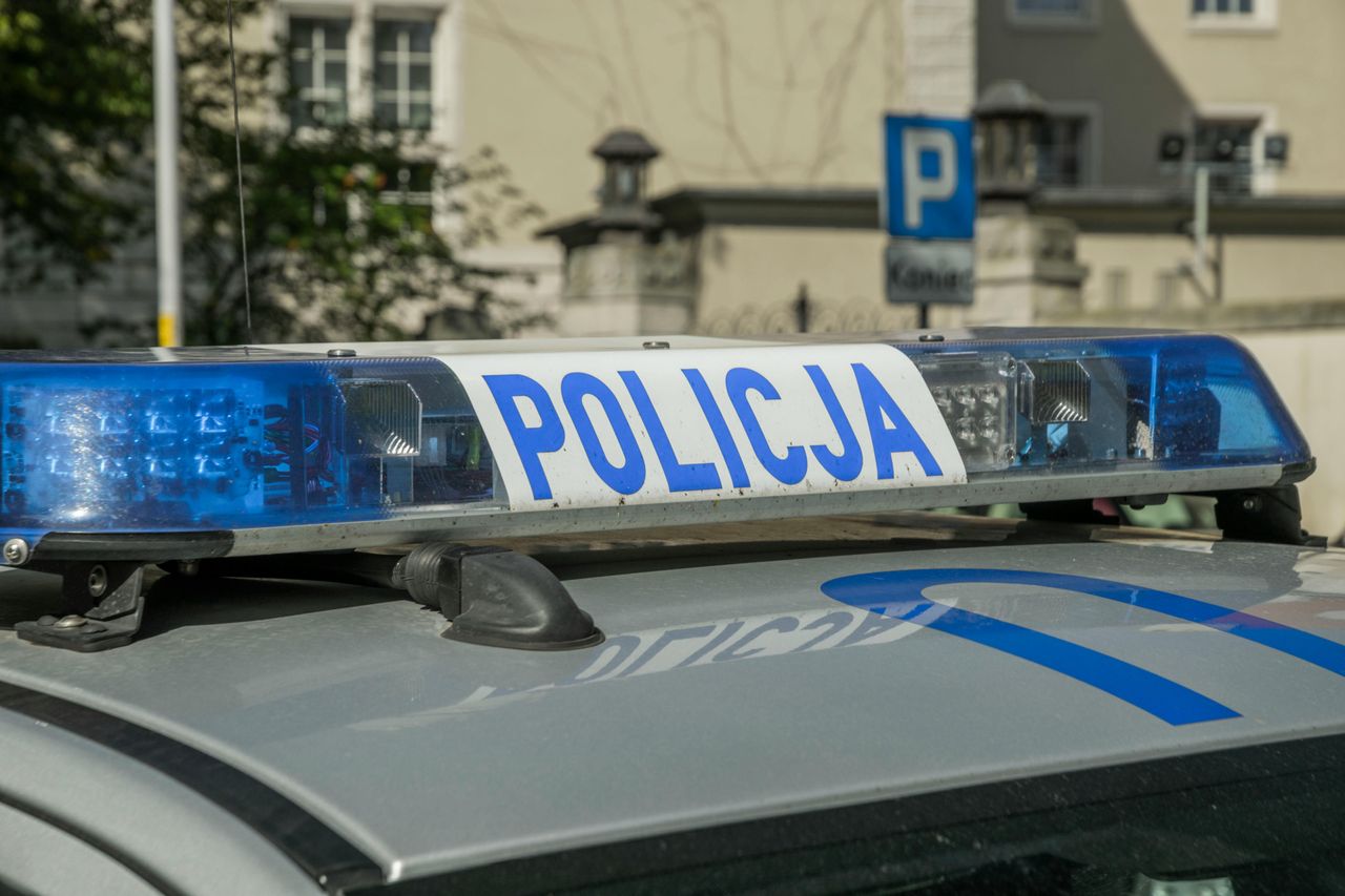 Młody kierowca BMW z Pyskowic pędził jak szalony w terenie zabudowanym. Brawurowa jazda kosztowała go 1500 złotych
