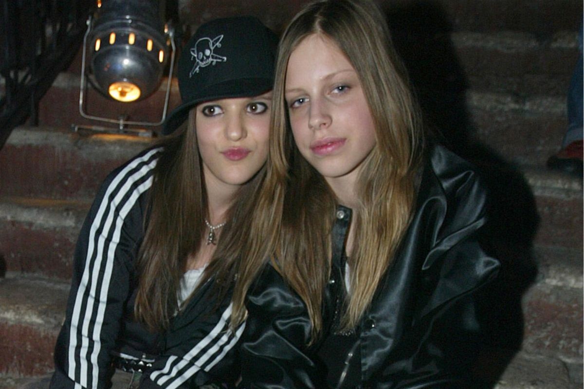 Kończy 33 lata. Nie przypomina dziś nastoletniej siebie