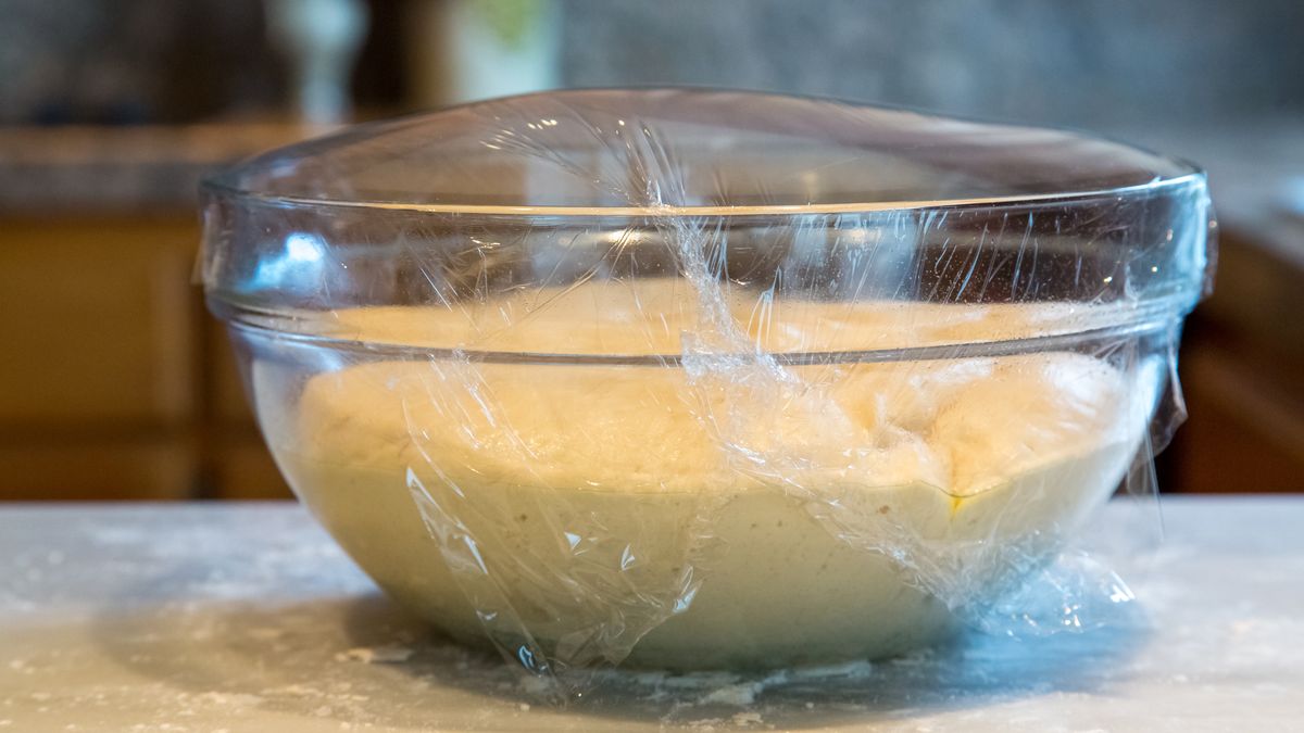 Co zrobić, by ciasto drożdżowe szybciej wyrosło?