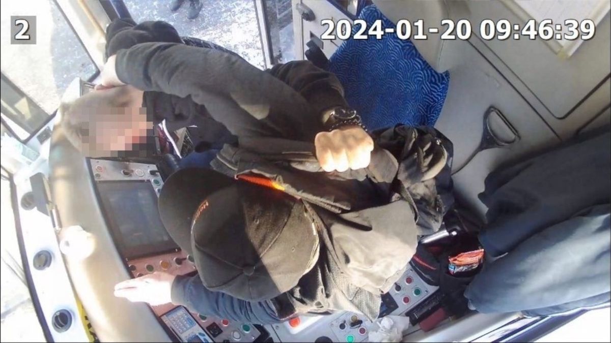 Zatrzymano napastnika, który zaatakował motorniczą we wrocławskim tramwaju