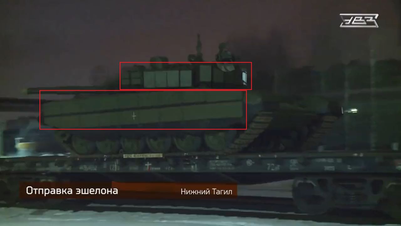 Rosyjskie T-72B3 z modernizacją pancerza z 2022 roku.