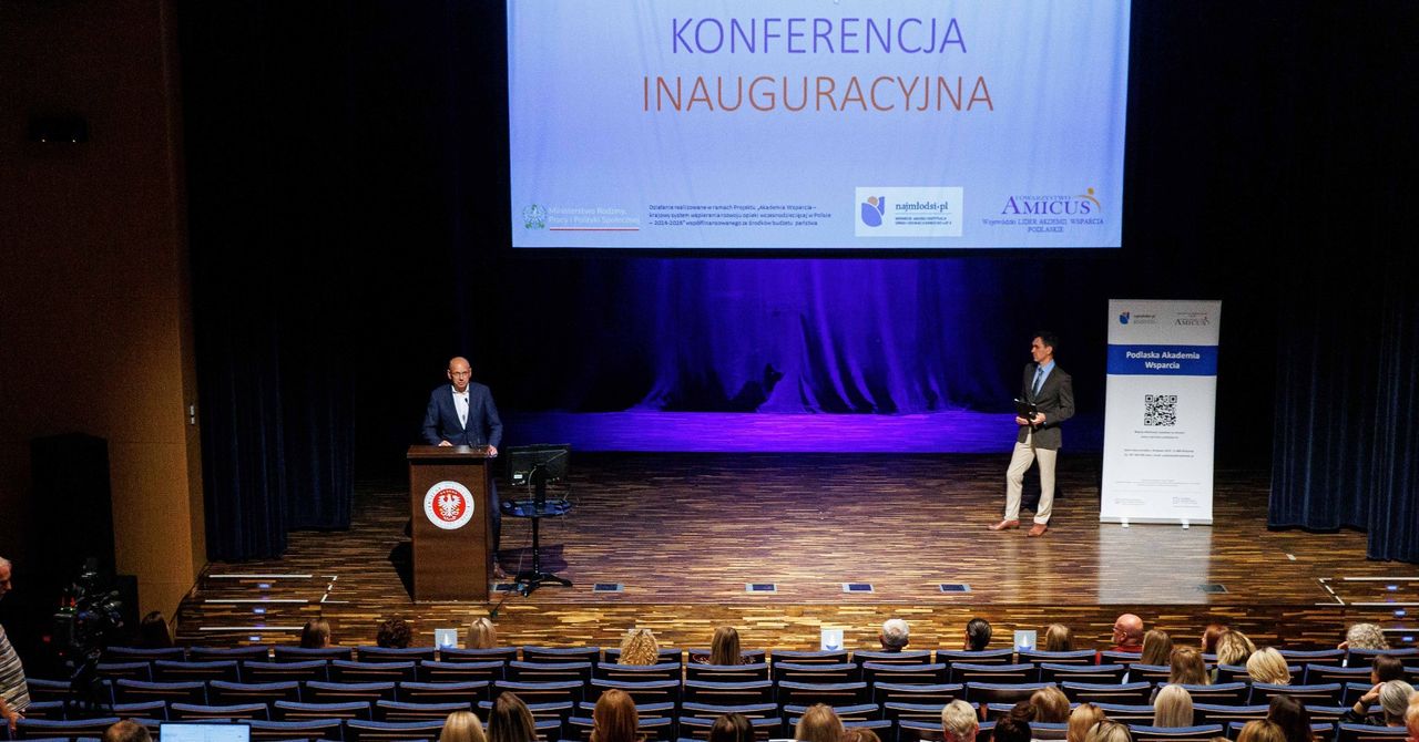 Białystok: Ruszyła Podlaska Akademia Wsparcia. Pomoże placówkom wdrożyć nowe standardy opieki nad najmłodszymi dziećmi