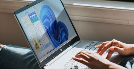 Windows 11 niewłaściwie wyświetla kolory. Microsoft analizuje usterkę