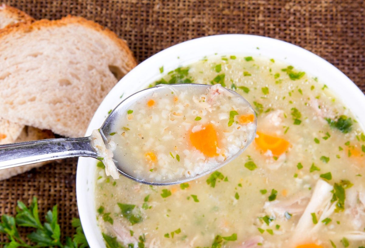 Moja babcia wlewała odrobinę do krupniku. Zupa miała lepszy i pełniejszy smak