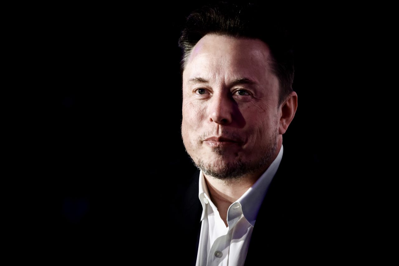 Elon Musk's Neuralink moves toward human trials after mouse success