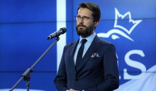 Podwyżki dla polityków. PiS zrzuca winę na Andrzeja Dudę