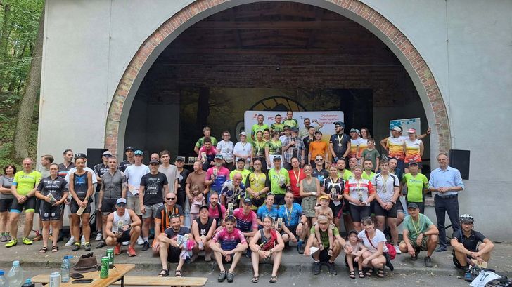 Kolarze opanowali Chodzież. Emocje na trasach MTB Maraton 2026