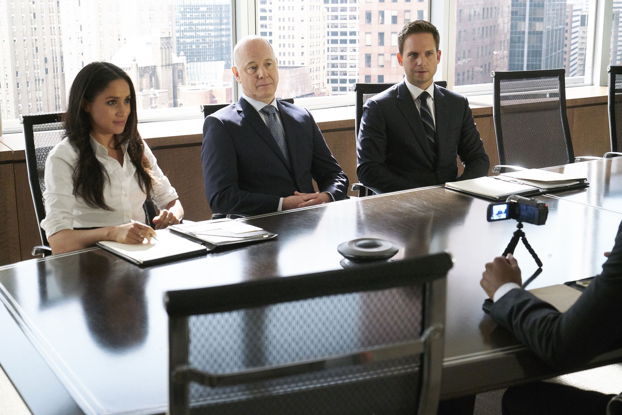 Meghan Markle za czasów serialu "W garniturach" 