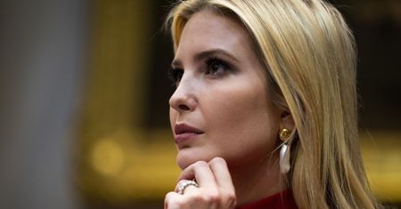 Ivanka Trump odwzorowuje gesty Melanii Trump. Ekspertka od mowy ciała twierdzi, że pasierbica podziwia pierwszą damę USA